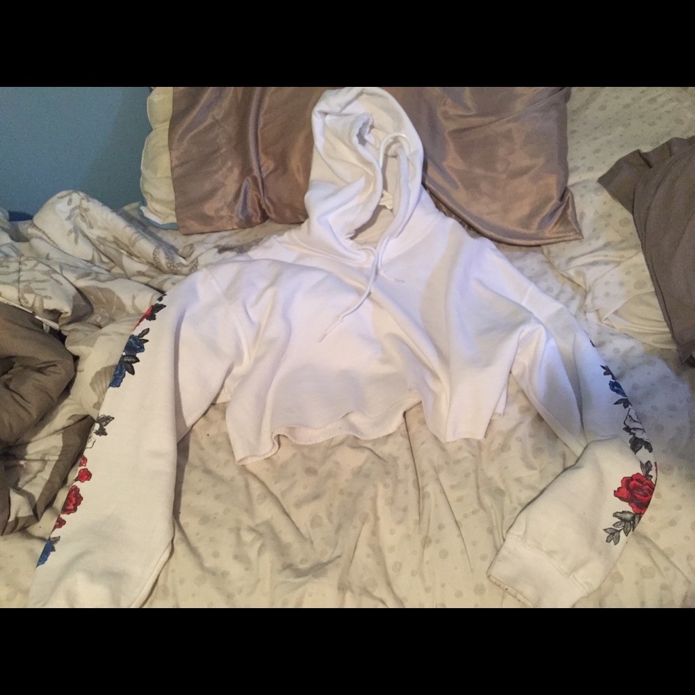 Cropped hoodie
